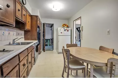 10 Falcon Rd, Mount Olive, NJ 07836 - Photo 11