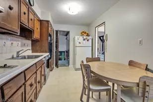 10 Falcon Rd, Mount Olive, NJ 07836 - Photo 11