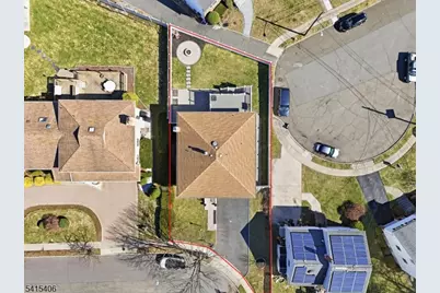 22 Elizabeth Ct, Bloomfield, NJ 07003 - Photo 31