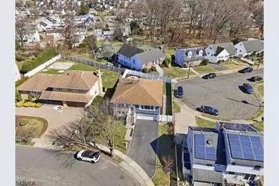 22 Elizabeth Ct, Bloomfield, NJ 07003 - Photo 29