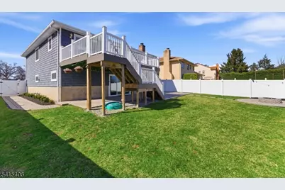 22 Elizabeth Ct, Bloomfield, NJ 07003 - Photo 27