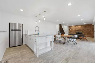 22 Elizabeth Ct, Bloomfield, NJ 07003 - Photo 23