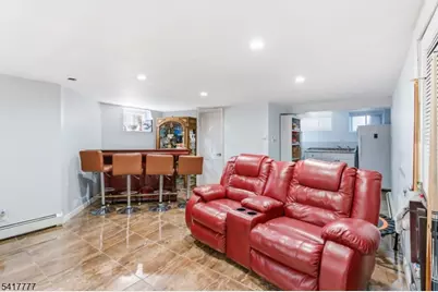 328 E 30th St, Paterson, NJ 07504 - Photo 23