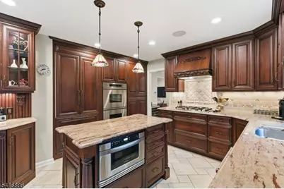 12 Troy Dr, Livingston Twp., NJ 07039 - Photo 13