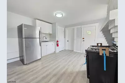 8 Lincoln Ave #2, Kearny, NJ 07032 - Photo 1