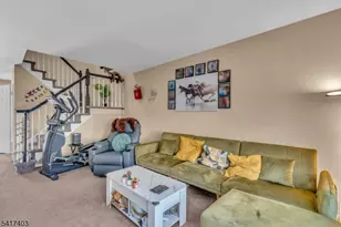 1403 Moonlight Ct, Washington Township, NJ 07840 - Photo 15