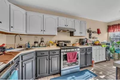 1403 Moonlight Ct, Washington Township, NJ 07840 - Photo 7