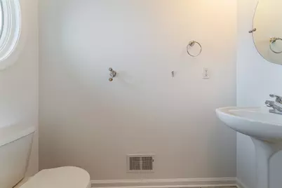 4 Pinehurst Cir, Clinton Township, NJ 08801 - Photo 15