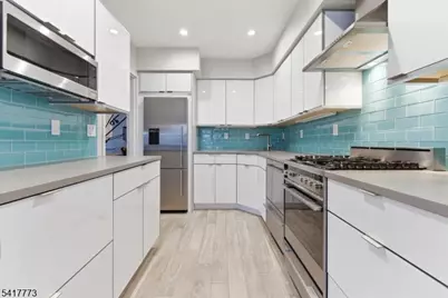 361 Claremont Ave #11, Montclair Twp., NJ 07042 - Photo 5