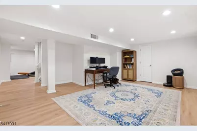 72 Lenox Rd, Wayne, NJ 07470 - Photo 29