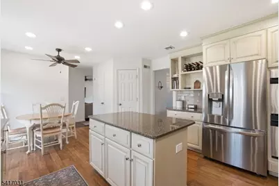 72 Lenox Rd, Wayne, NJ 07470 - Photo 11