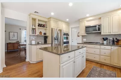 72 Lenox Rd, Wayne, NJ 07470 - Photo 9