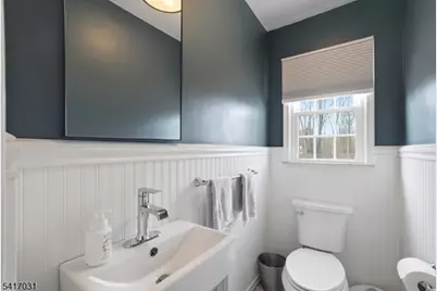 72 Lenox Rd, Wayne, NJ 07470 - Photo 15