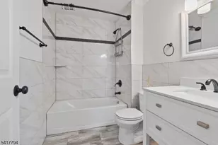 39 Boston Ct, Newark, NJ 07103 - Photo 13