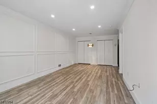 39 Boston Ct, Newark, NJ 07103 - Photo 5