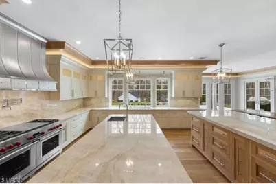 104 Chestnut Ridge Rd, Saddle River, NJ 07458 - Photo 7