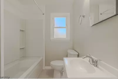 15-17 Crown St, Newark, NJ 07106 - Photo 7