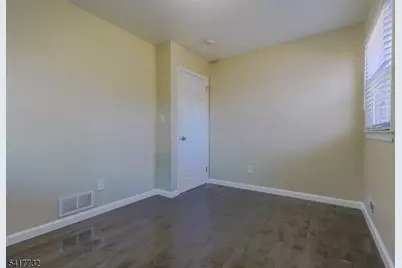 15-17 Crown St, Newark, NJ 07106 - Photo 15