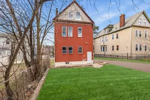 166 Maple Ave, Irvington, NJ 07111 - Photo 3