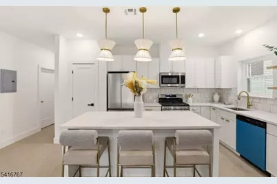 203 Maple Ave, Irvington, NJ 07111 - Photo 7