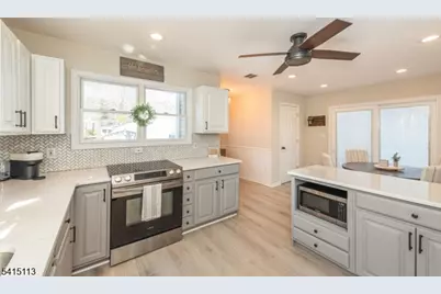 15 Orange Trl, Denville, NJ 07834 - Photo 9