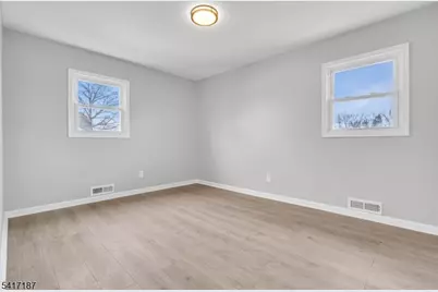 525 Trinity St, Plainfield, NJ 07063 - Photo 19