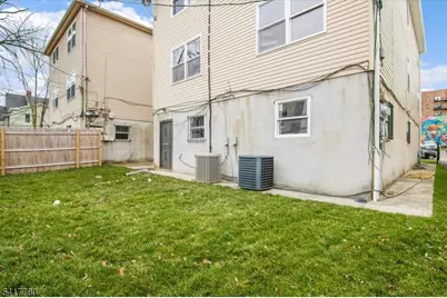 150 N Munn Ave, East Orange, NJ 07017 - Photo 35