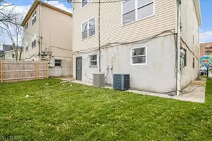 150 N Munn Ave, East Orange, NJ 07017 - Photo 35