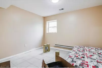 150 N Munn Ave, East Orange, NJ 07017 - Photo 31