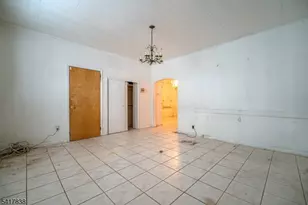 390 Lafayette St, Newark, NJ 07105 - Photo 3
