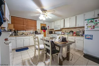 390 Lafayette St, Newark, NJ 07105 - Photo 17