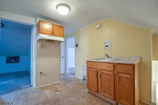 390 Lafayette St, Newark, NJ 07105 - Photo 27