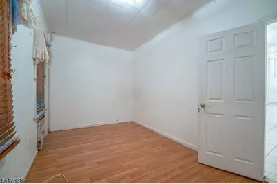 390 Lafayette St, Newark, NJ 07105 - Photo 7