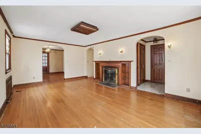 230 Sandford Ave, North Plainfield, NJ 07060 - Photo 3