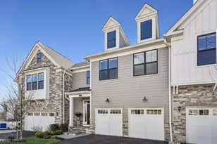 14 Chelsea Rd, Warren Township, NJ 07059 - Photo 3