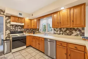 5 Hughey Ln, Hillsborough Township, NJ 08844 - Photo 31