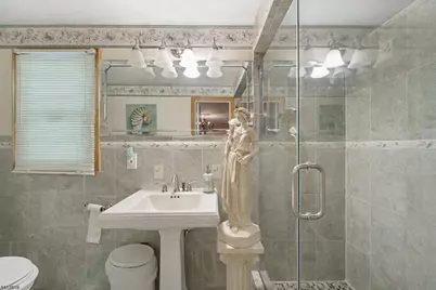 8 Monaghan Rd, Edison, NJ 08817 - Photo 9