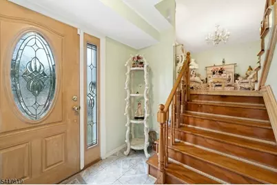 8 Monaghan Rd, Edison, NJ 08817 - Photo 7