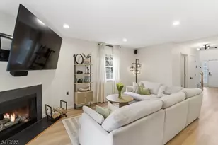 17 Edith Dr, Franklin Township, NJ 08873 - Photo 5