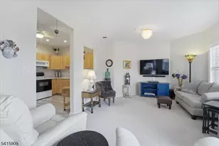 375 Rifle Camp Rd, Woodland Park, NJ 07424 - Photo 3