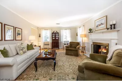 1 Kingwood Dr, Little Falls Township, NJ 07424 - Photo 15