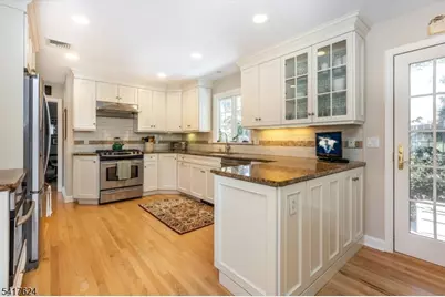 1 Kingwood Dr, Little Falls Township, NJ 07424 - Photo 27