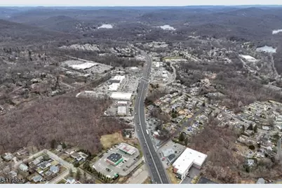 1432 State Rt 23, Butler, NJ 07405 - Photo 3