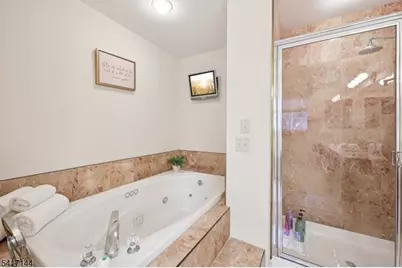 91 Roseland Ave, Caldwell Boro Twp., NJ 07006 - Photo 19