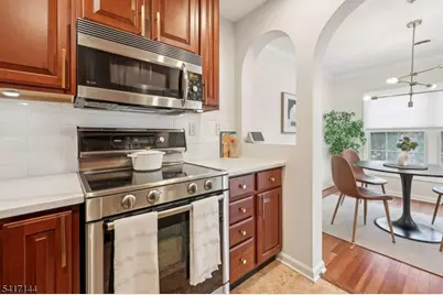 91 Roseland Ave, Caldwell Boro Twp., NJ 07006 - Photo 11