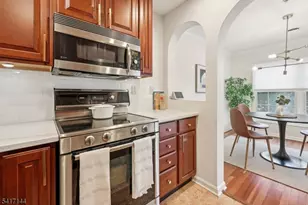 91 Roseland Ave, Caldwell Boro Twp., NJ 07006 - Photo 11