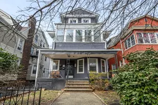 1053 Hunterdon St, Newark, NJ 07112 - Photo 1