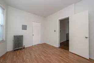 1053 Hunterdon St, Newark, NJ 07112 - Photo 23