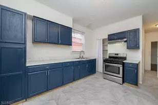 1053 Hunterdon St, Newark, NJ 07112 - Photo 31