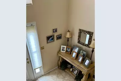 50 Castle Ridge Dr, East Hanover Township, NJ 07936 - Photo 3